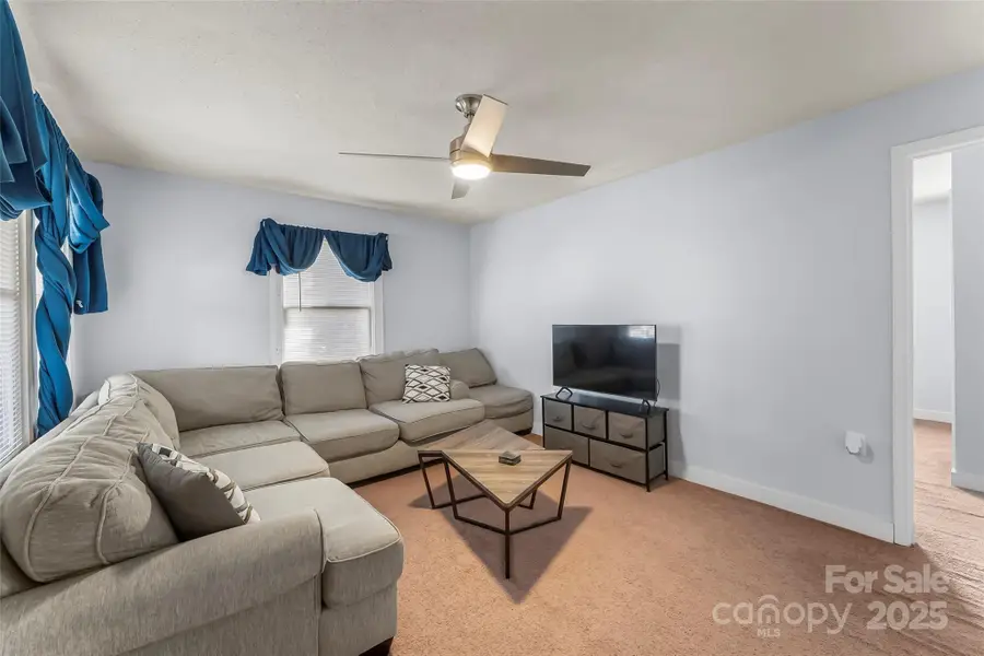 601 W 2nd Street, Cherryville, NC 28021 - Image #3