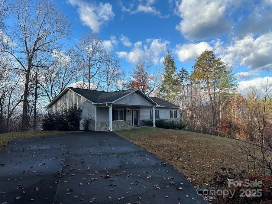 89 Bobcat Path, Marion, NC 28752 - Image #2