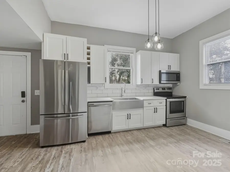 4313 Hovis Road, Charlotte, NC 28208 - Image #3