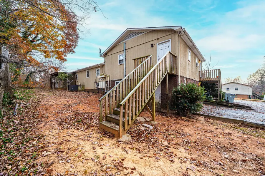 711 Meredith Court Sw, Lenoir, NC 28645 - Image #3