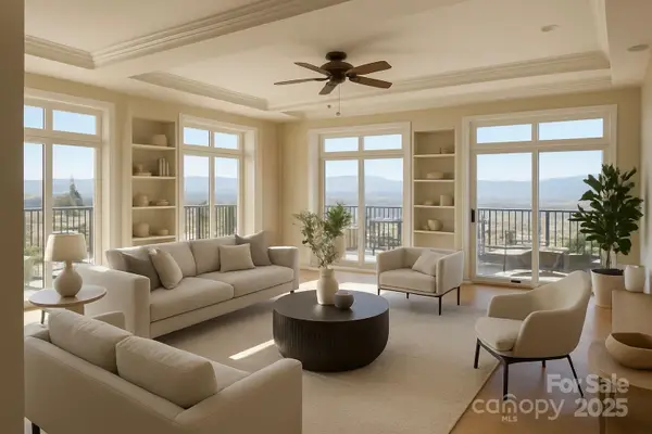 21 Battery Park Avenue #702, Asheville, NC 28801