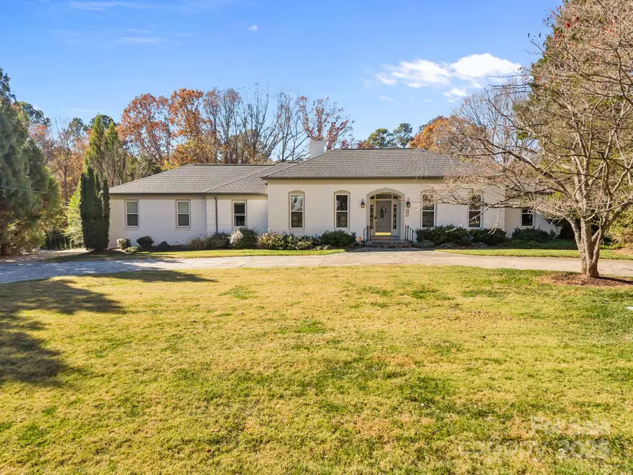 1022 Churchill Road, Davidson, NC 28036 - Image #2