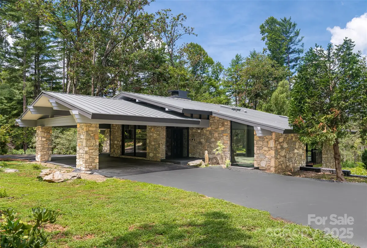3 Holly Hill Road, Asheville, NC 28803 - Image #1
