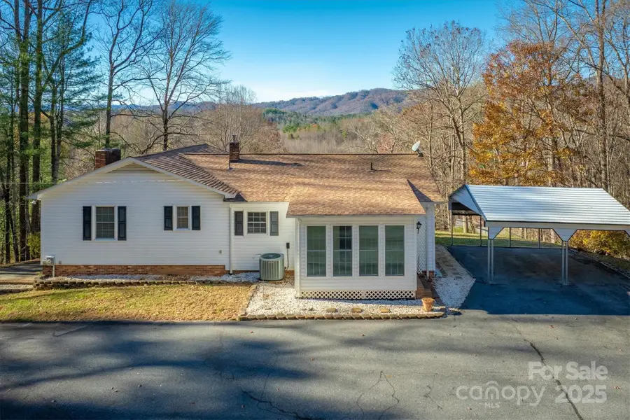 2196 Uphill Lane, Lenoir, NC 28645 - Image #3