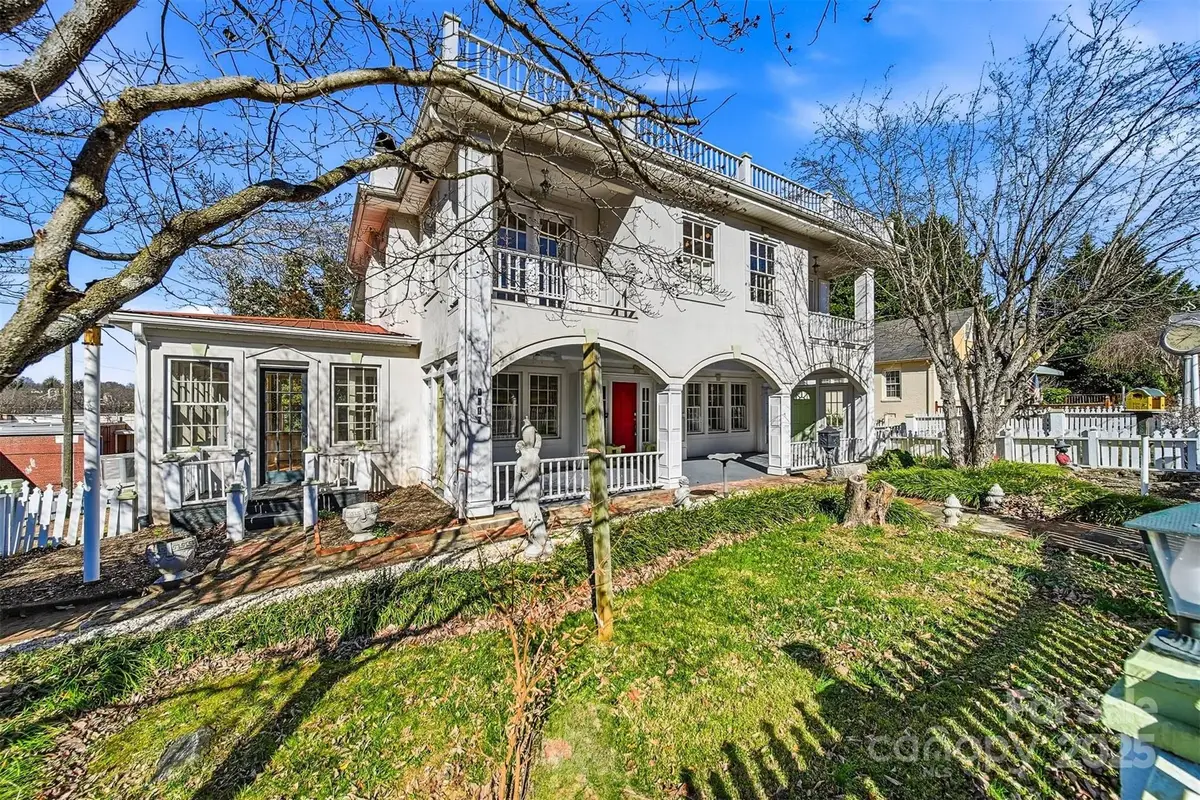 1010 College Avenue Sw, Lenoir, NC 28645 - Image #1