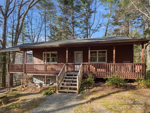 73 Top Of The Mountain Road, Penrose, NC 28766