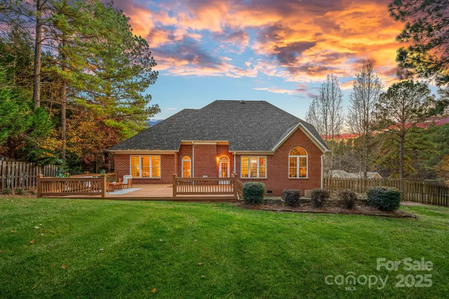 255 Honeysuckle Creek Loop, Mooresville, NC 28117 - Image #2