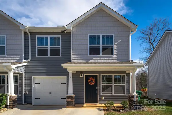 8 Virginia Commons Drive #6, Arden, NC 28704