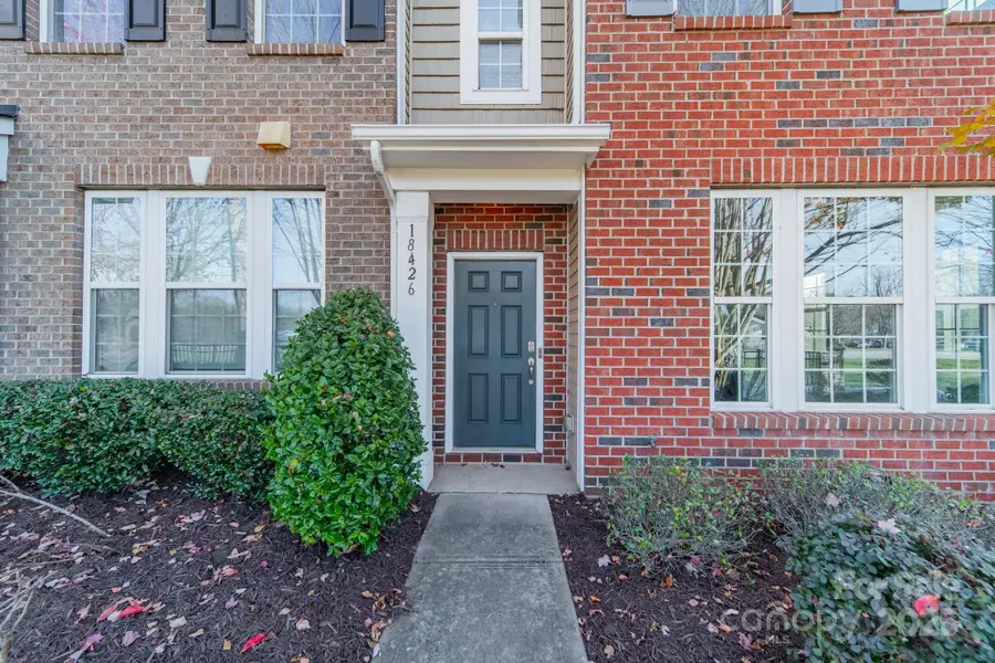 18426 W Catawba Avenue, Cornelius, NC 28031 - Image #2