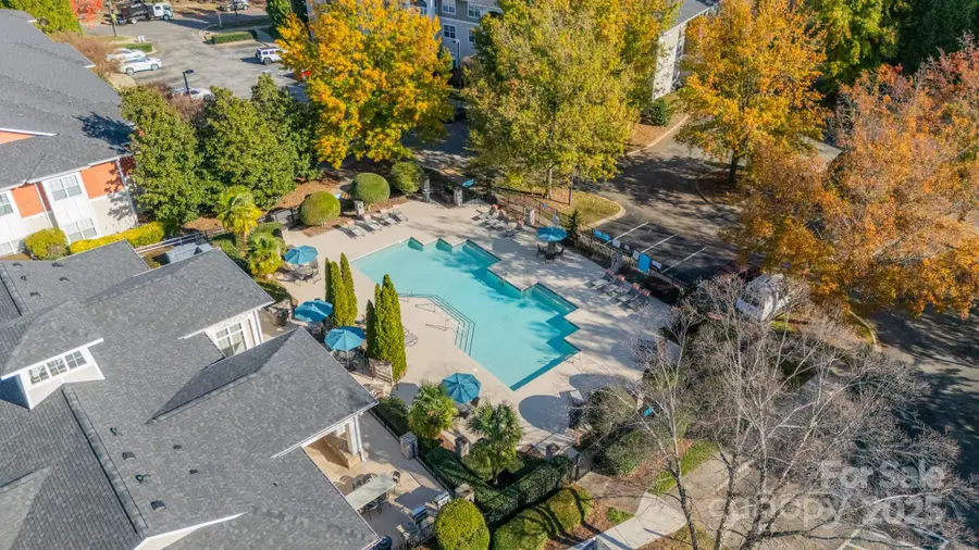 18426 W Catawba Avenue, Cornelius, NC 28031 - Image #3