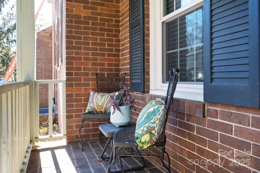 38 Wildwood Avenue, Asheville, NC 28804 - Image #3