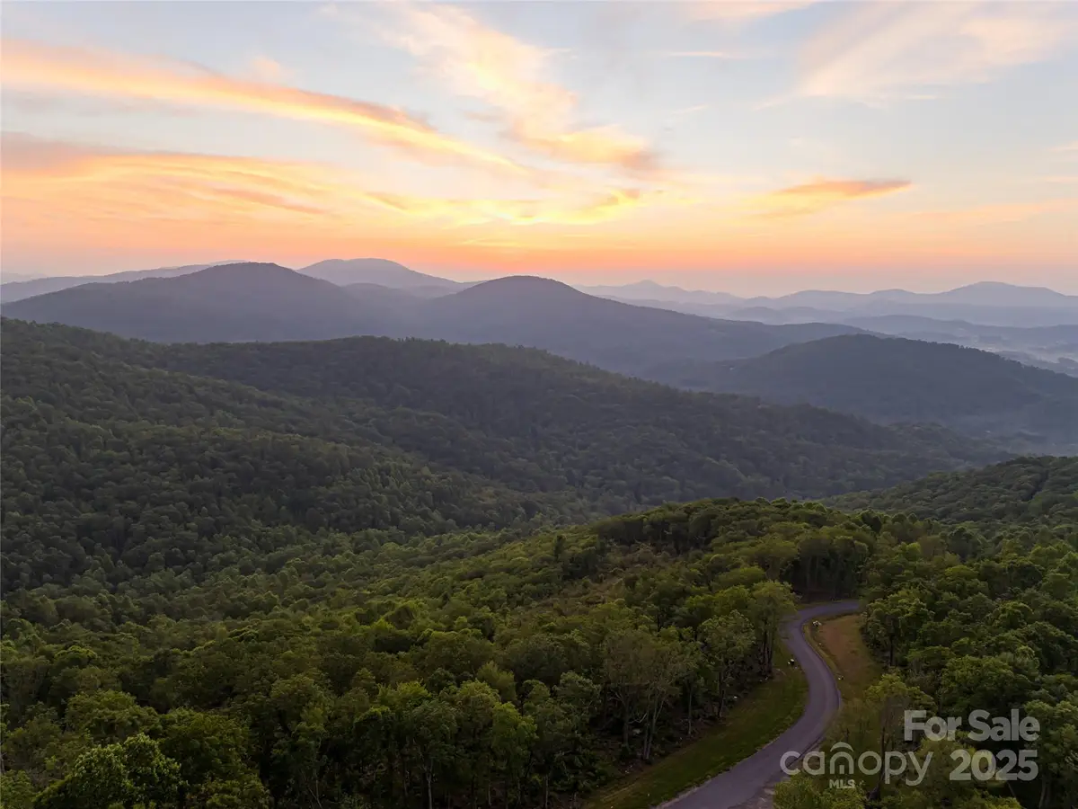 591 Garden Lane, Hendersonville, NC 28792 - Image #1