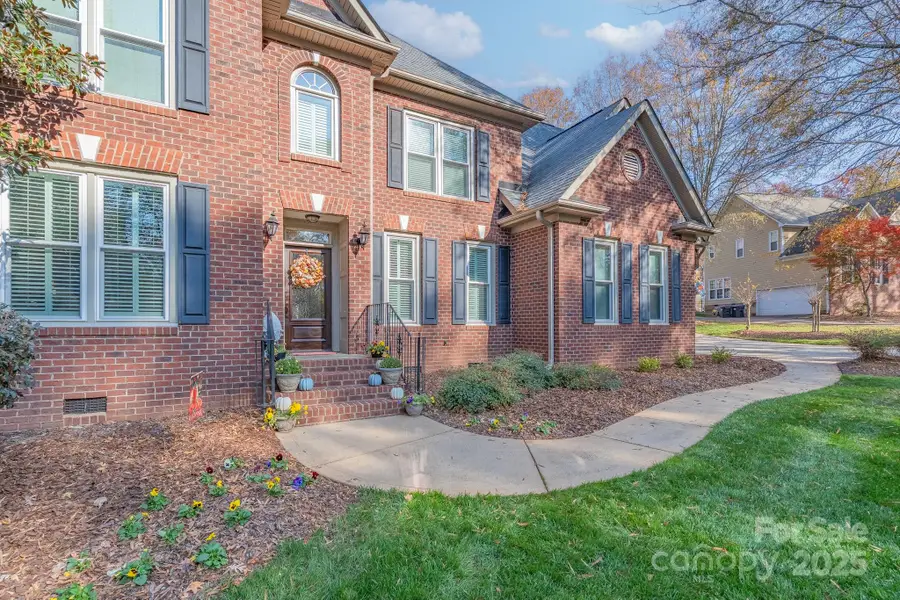 2117 Keegan Court, Matthews, NC 28104 - Image #2