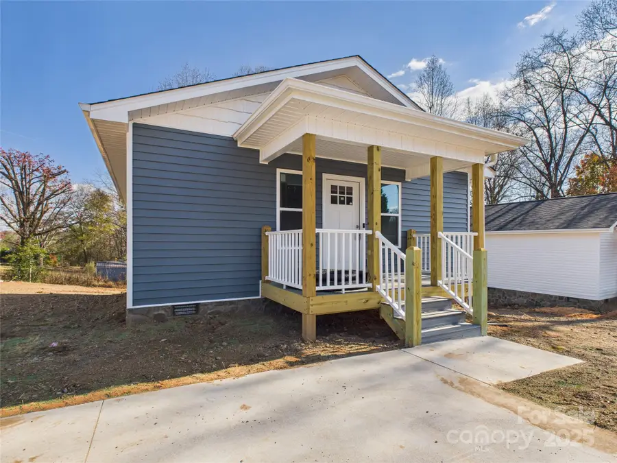 227 Hauss Ridge Road Se, Valdese, NC 28690 - Image #2