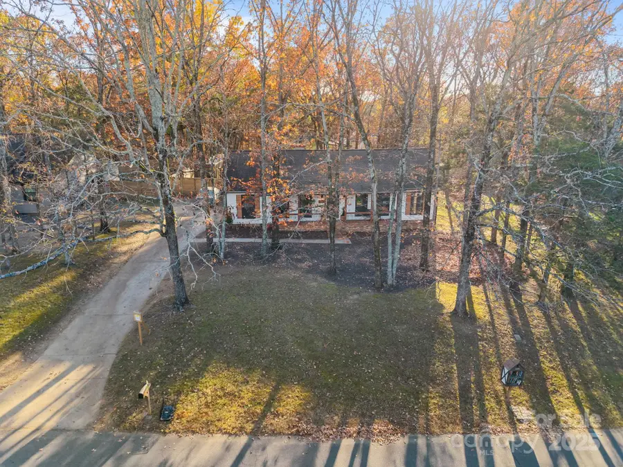 11018 Painted Tree Road, Charlotte, NC 28226 - Image #3