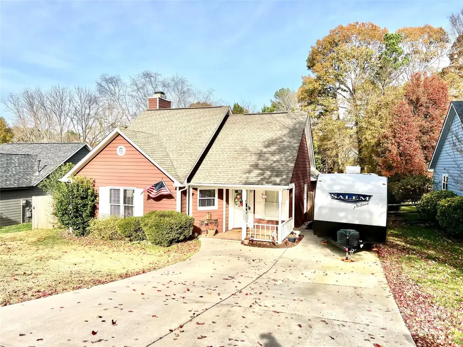 10923 Gladewater Drive, Matthews, NC 28105 - Image #3