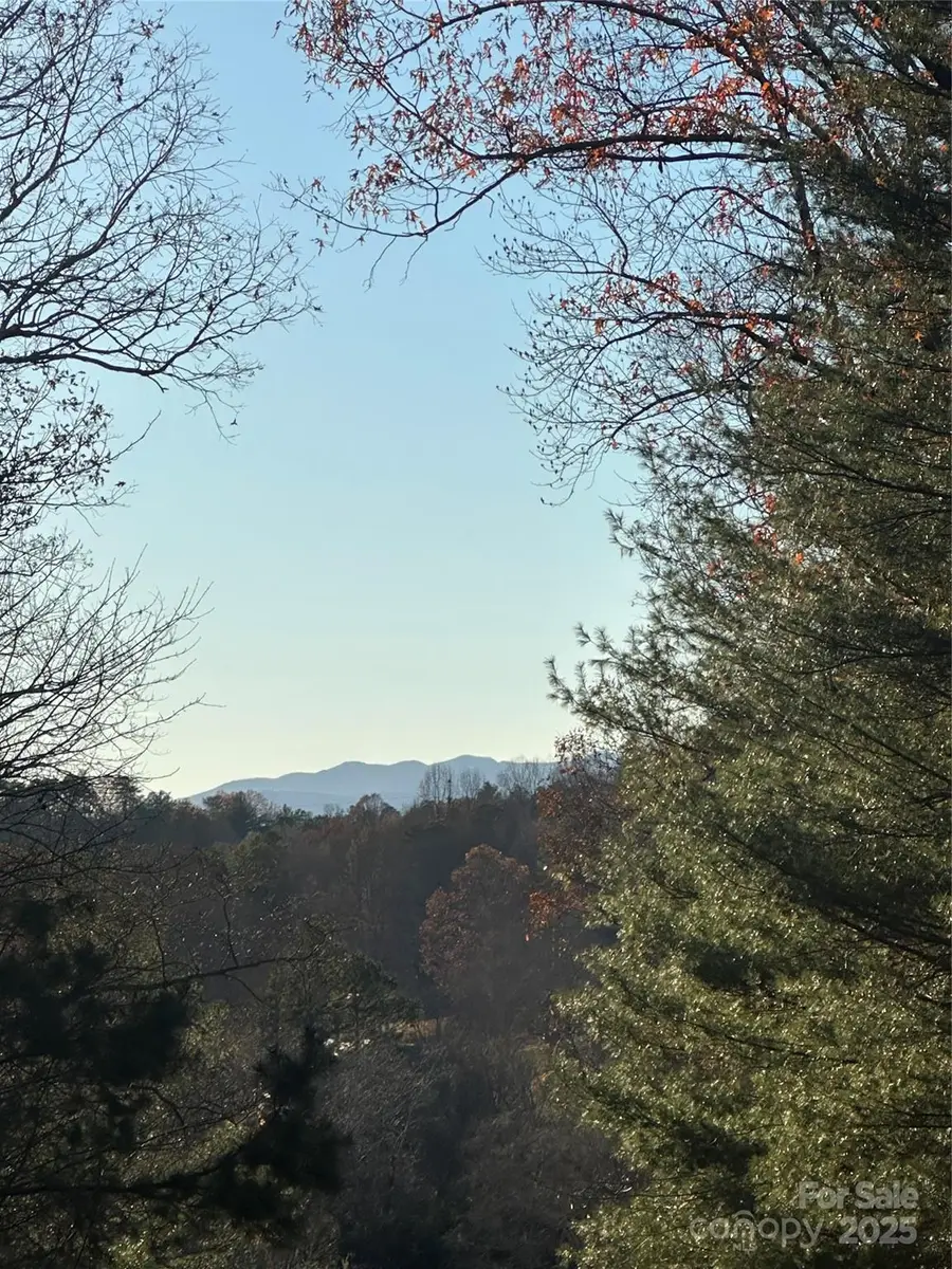 35 Westview Drive, Marion, NC 28752 - Image #3