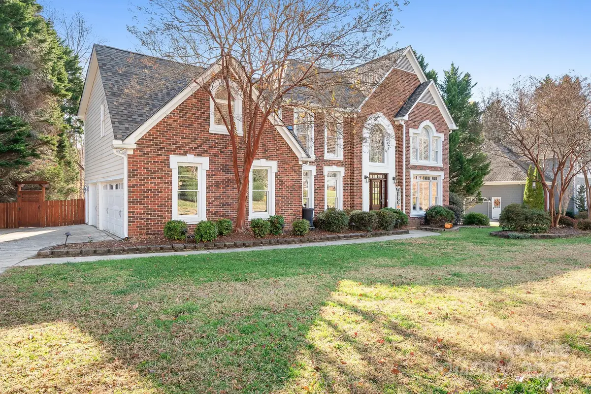 14830 Middlethorpe Lane, Huntersville, NC 28078 - Image #1