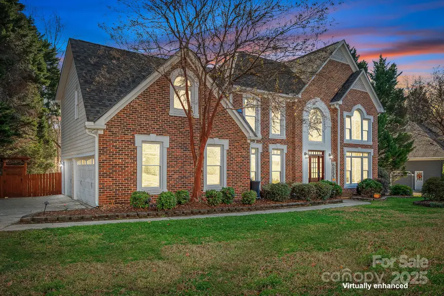 14830 Middlethorpe Lane, Huntersville, NC 28078 - Image #2