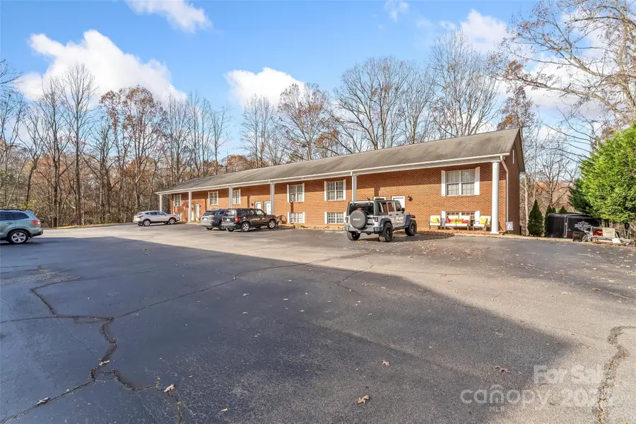75 Laurelwood Drive #91, Marion, NC 28752 - Image #2