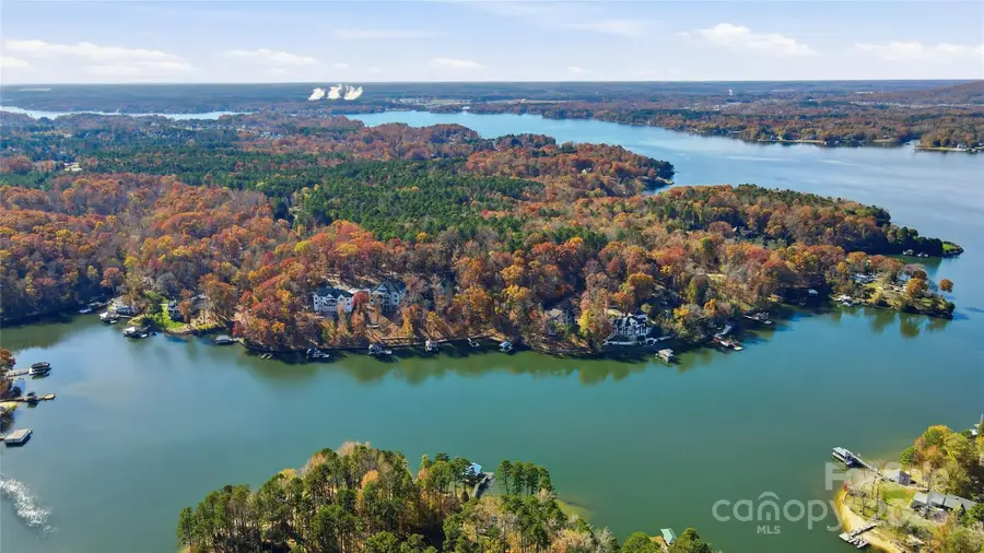 16024 Munson Hill Road, Charlotte, NC 28278 - Image #2