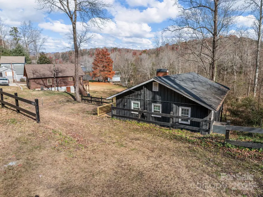 1420 W Lakeshore Drive, Landrum, SC 29356 - Image #2