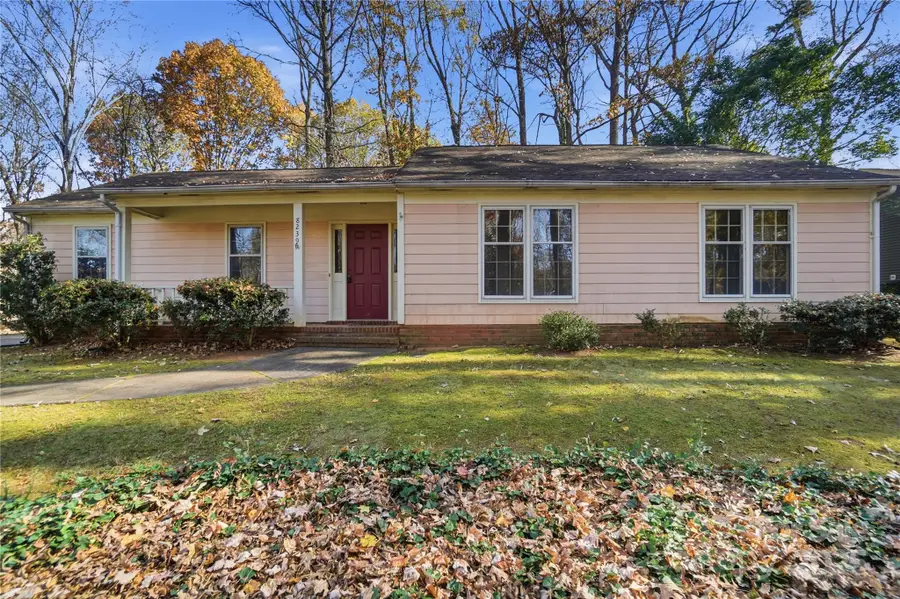 8239 Arrowsmith Lane, Charlotte, NC 28270 - Image #2