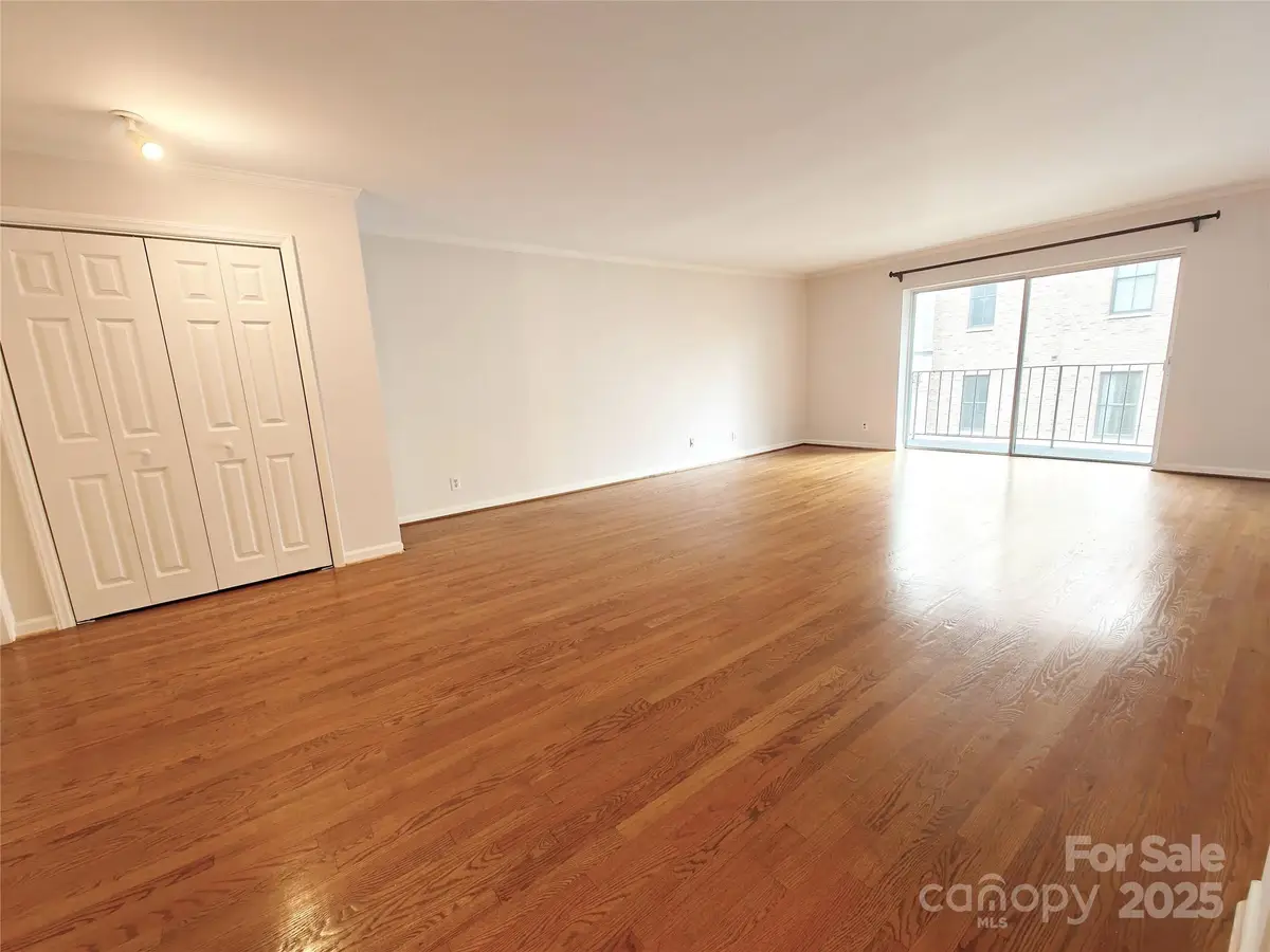 1323 Queens Road #321, Charlotte, NC 28207 - Image #1