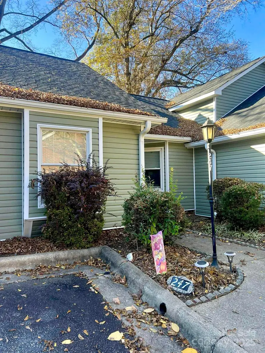 247 5th Avenue Ne #8, Hickory, NC 28601 - Image #2