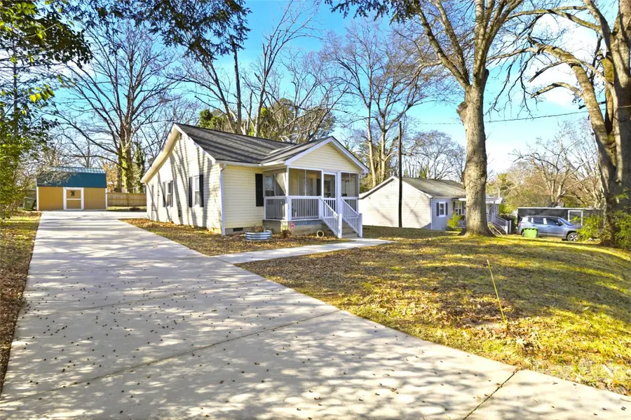 107 Belton Avenue, Mount Holly, NC 28120 - Image #2