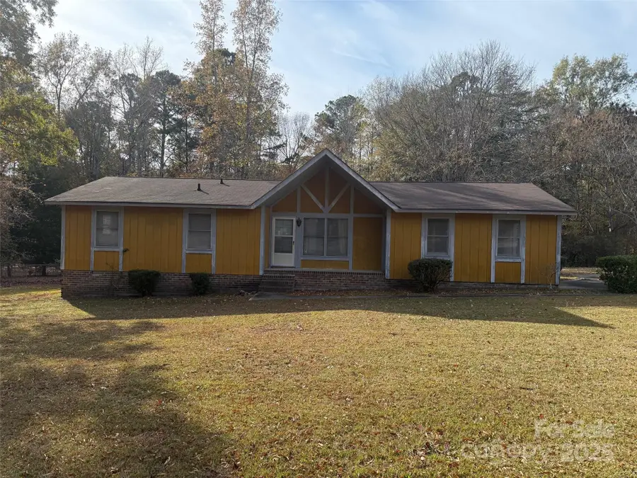 2908 Woodland Hill Way, Lancaster, SC 29720 - Image #2