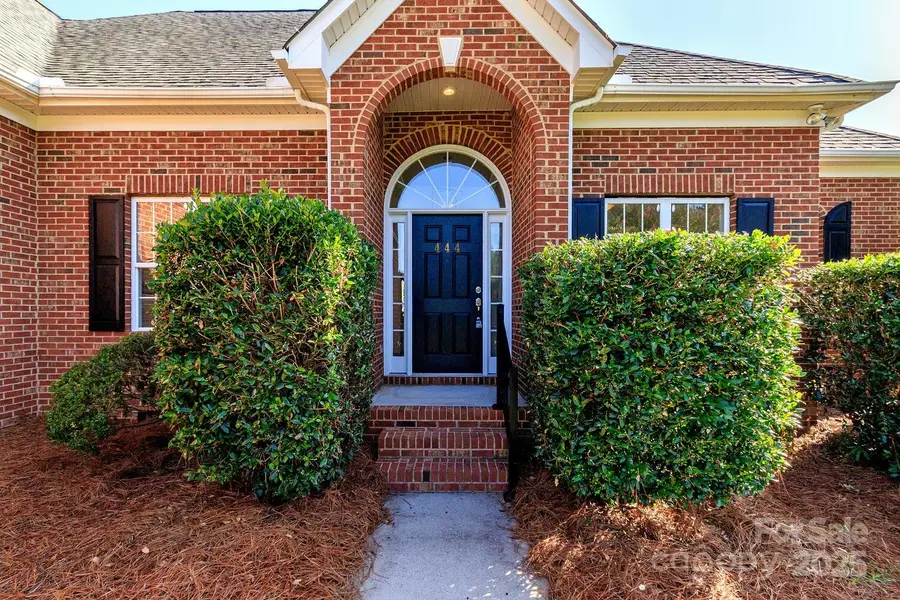 444 Cottonfield Circle, Waxhaw, NC 28173 - Image #2