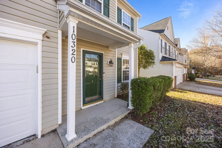 10320 Wakerobin Lane, Charlotte, NC 28213 - Image #3