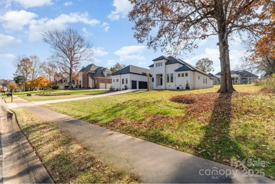 8306 Rolling Fields Road, Mint Hill, NC 28227 - Image #3