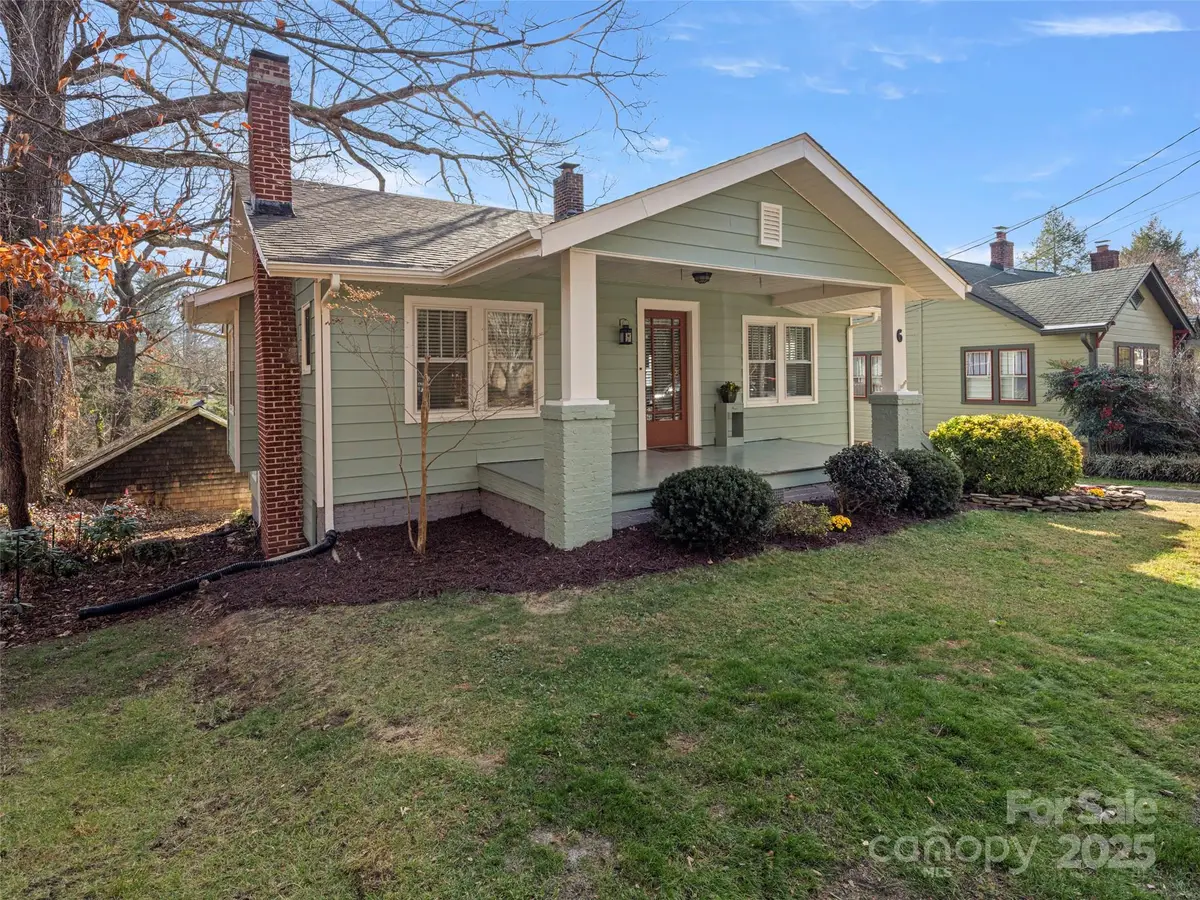 6 Buckingham Court, Asheville, NC 28803 - Image #1