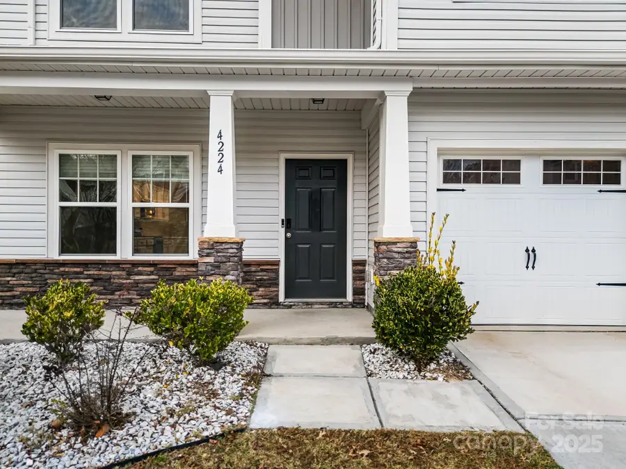 4224 Stockbrook Drive, Charlotte, NC 28215 - Image #3