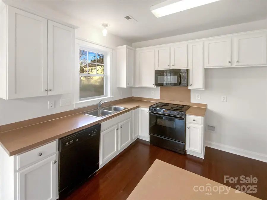 3900 Wilgrove Way Drive, Charlotte, NC 28213 - Image #2