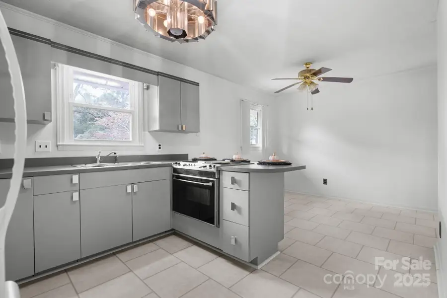 3127 Phillies Circle, Fayetteville, NC 28306 - Image #3