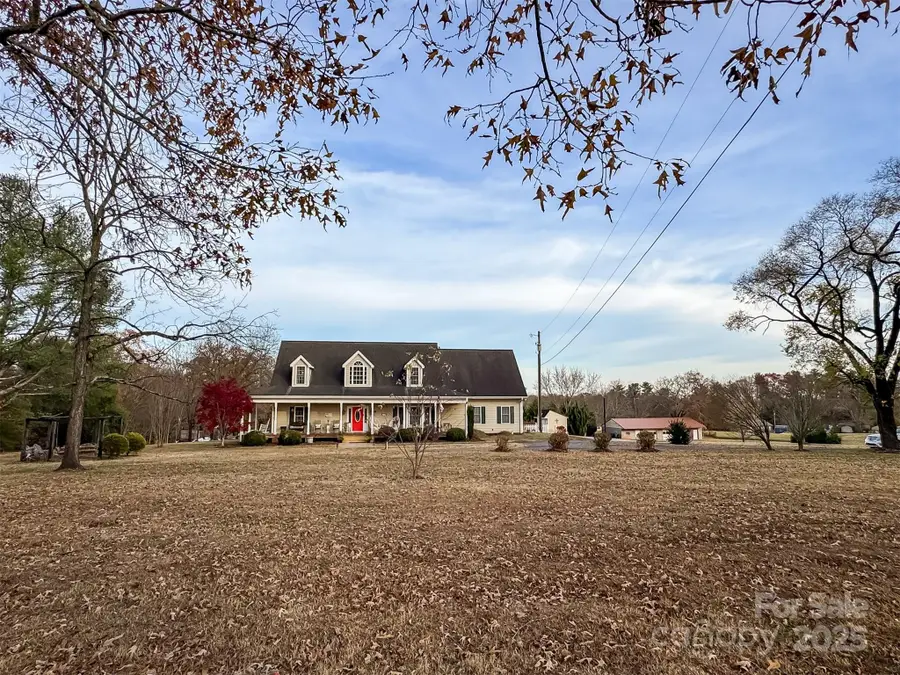 2202 Marcus Drive, Granite Falls, NC 28630 - Image #2