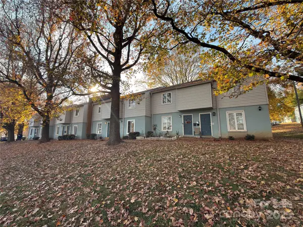 1931 Mereview Court, Charlotte, NC 28210