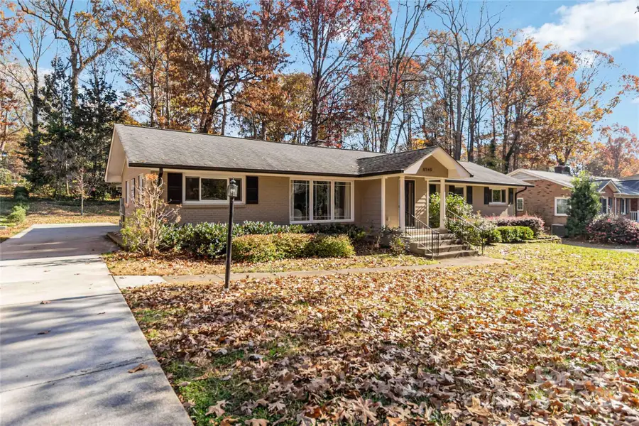 6549 Folger Drive, Charlotte, NC 28270 - Image #2