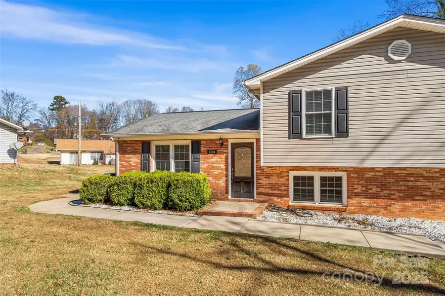 1401 Southwest Boulevard, Newton, NC 28658 - Image #3