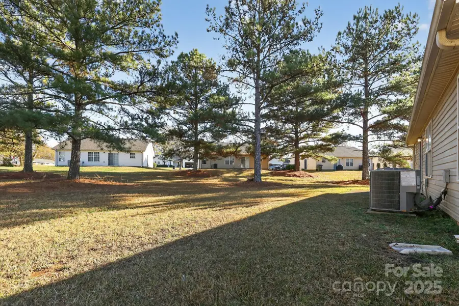 615 Basil Court, Spartanburg, SC 29301 - Image #2