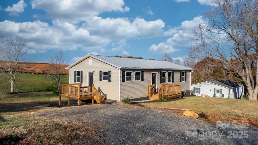 4647 16th Street Ne, Hickory, NC 28601 - Image #3