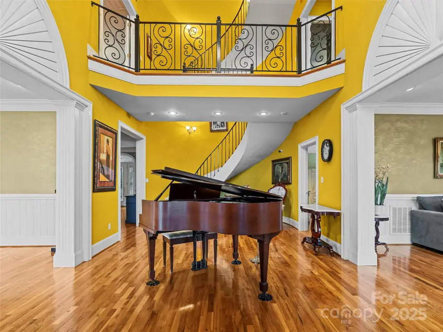 2983 Rockwood Drive, Lenoir, NC 28645 - Image #2