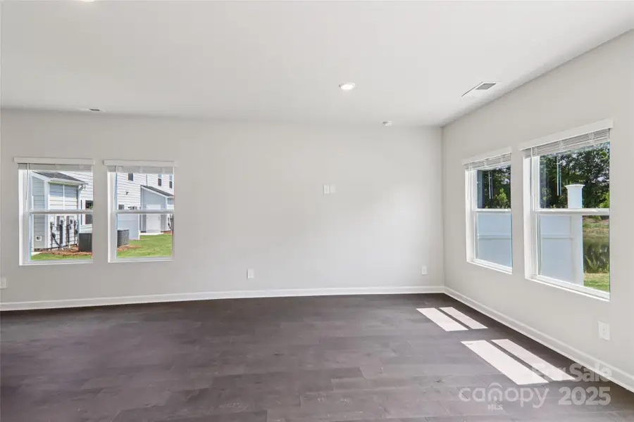 4031 Summit Woods Drive, Charlotte, NC 28216 - Image #3