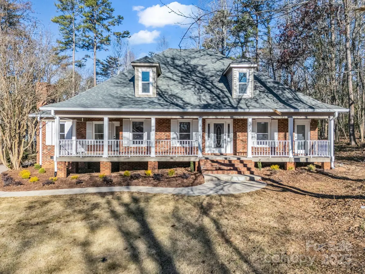 303 Fairforest Drive, Rutherfordton, NC 28139 - Image #1