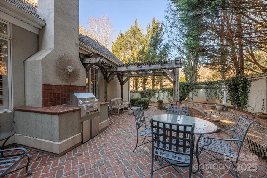 42 Tiverton Lane, Asheville, NC 28803 - Image #2
