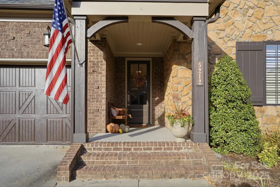 5212 Shepley Court, Charlotte, NC 28226 - Image #3