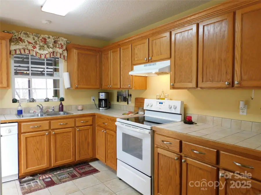 111 Eighth Street, York, SC 29745 - Image #2